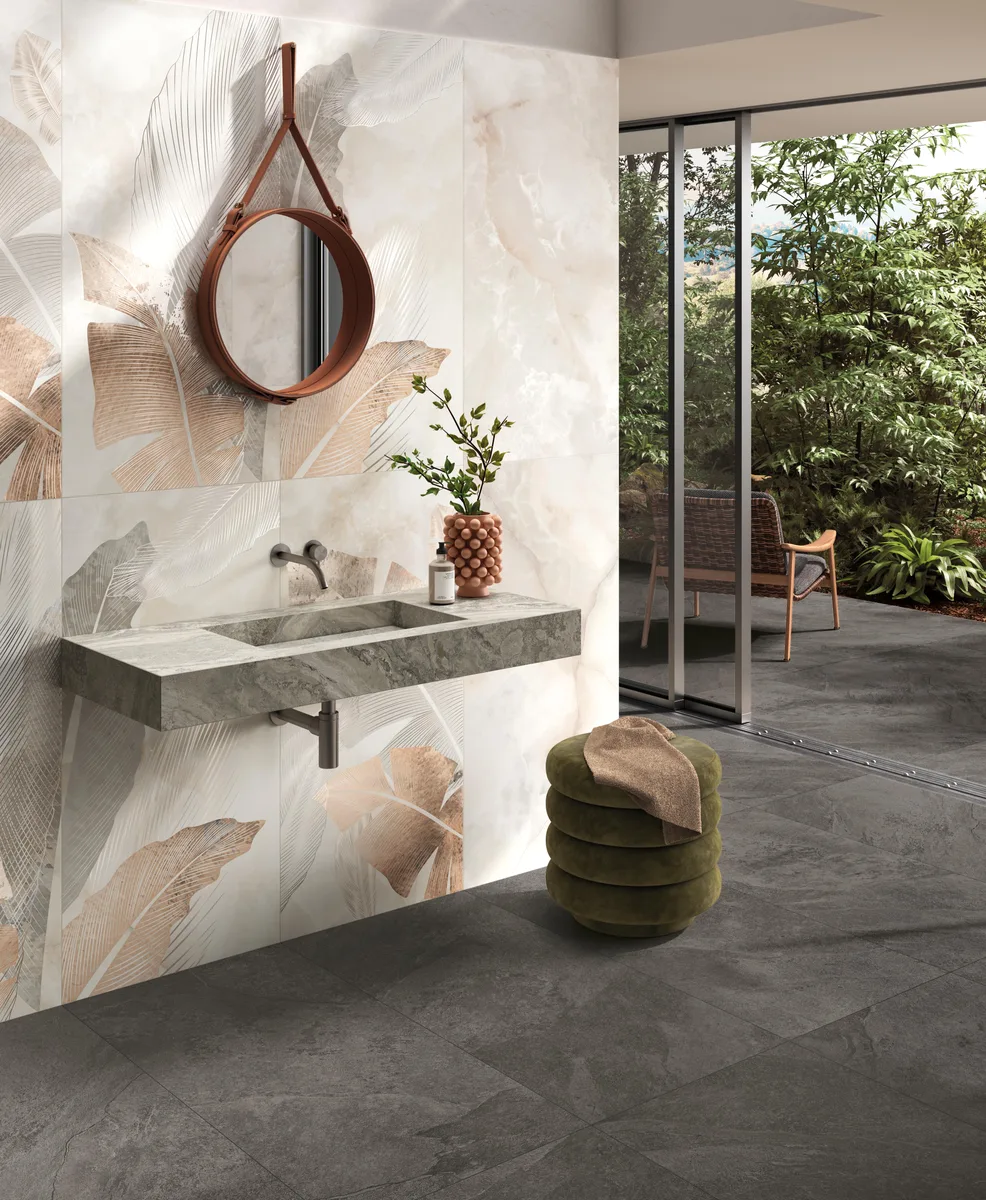 Slate Antracite en un ba&ntilde;o
