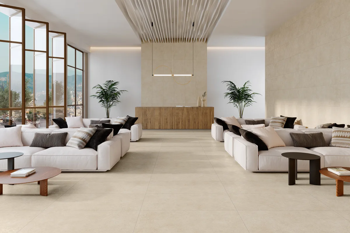 Lomma Beige en un pasillo