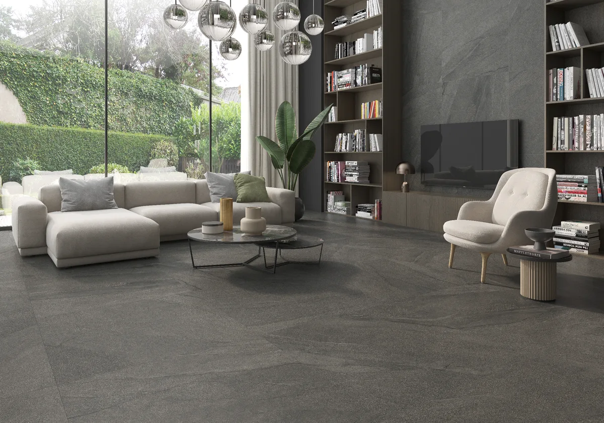 Halley Argent Matte en una sala