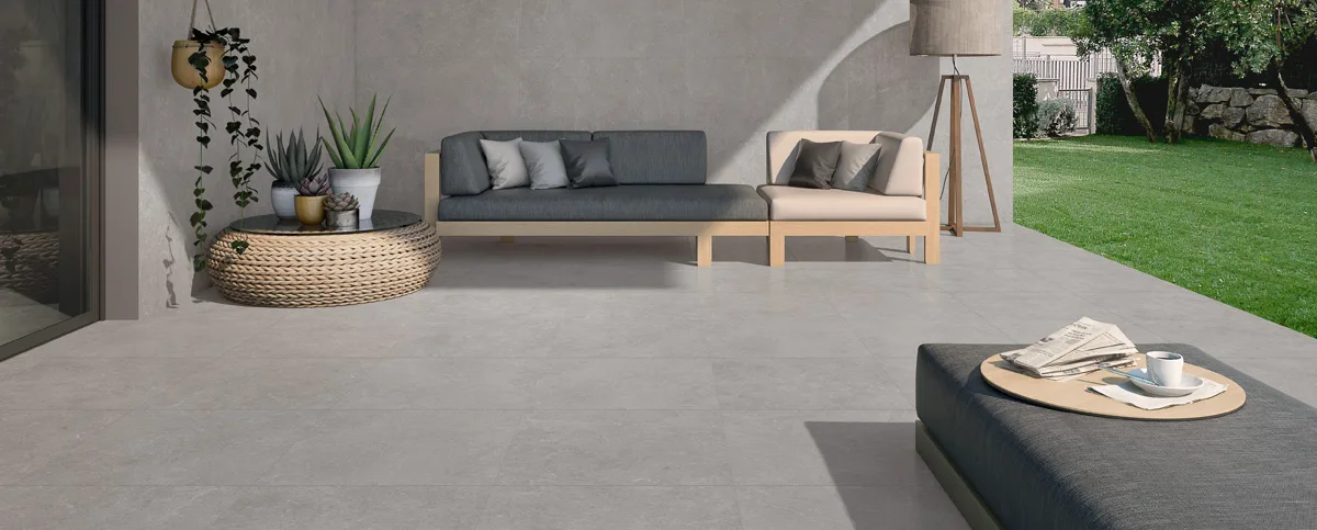 Start Light Matte en un espacio exterior