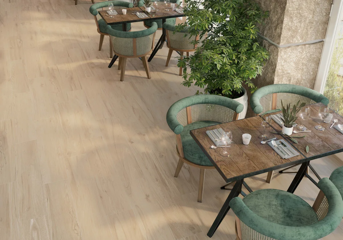 Woodnook Natural en un espacio exterior